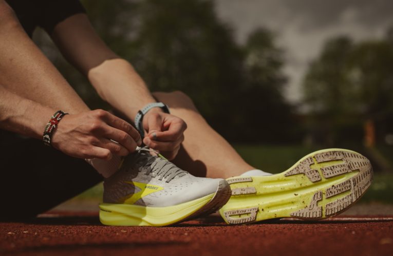 Barcelona: Reduce Pain from Muscle Strain or Injury Faster with Curewave Laser